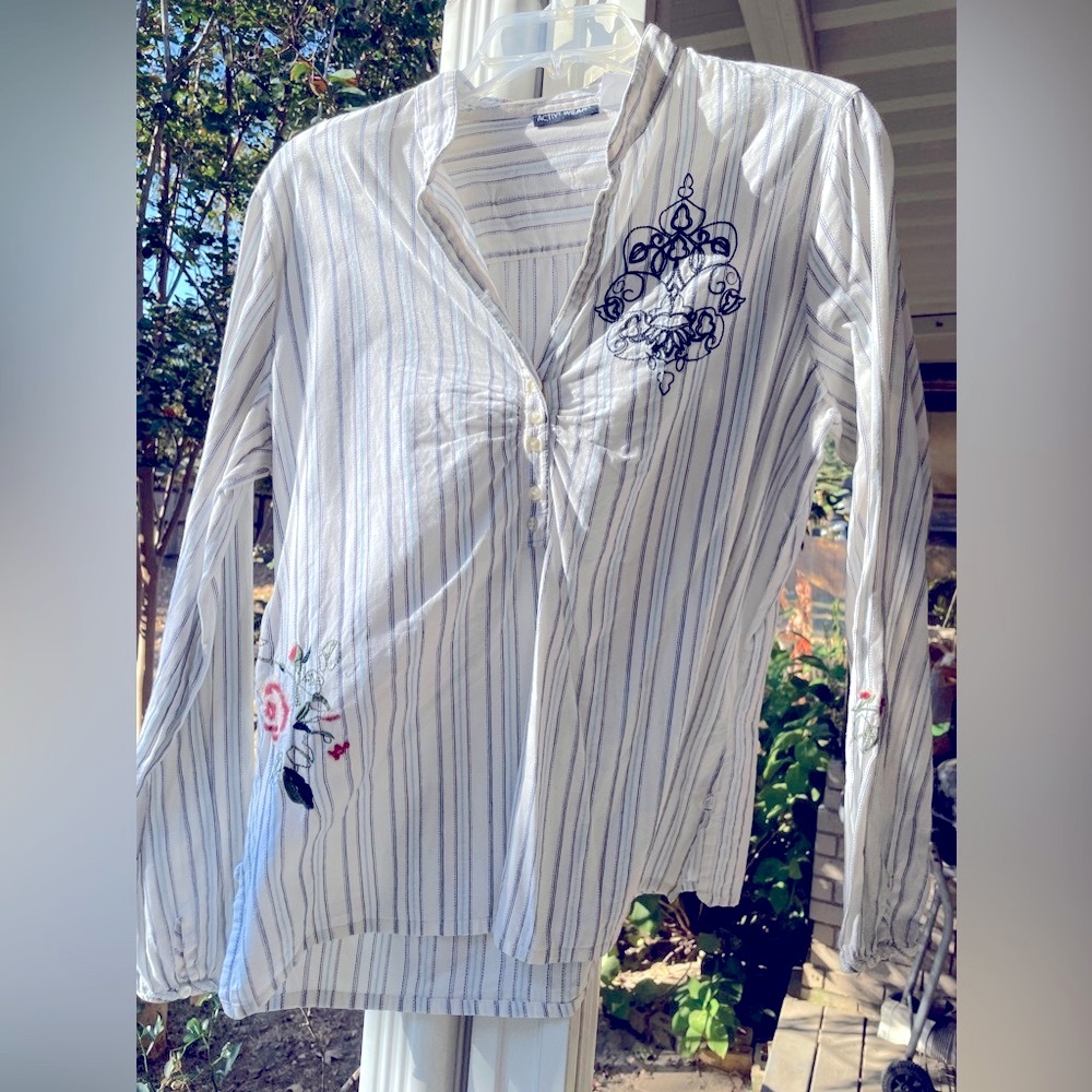 ActiveWear White Long Sleeve Mandarin Collar Striped, Embroidered Blouse